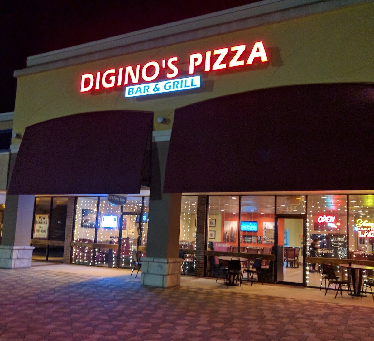 Digino's Pizza Bar & Grill